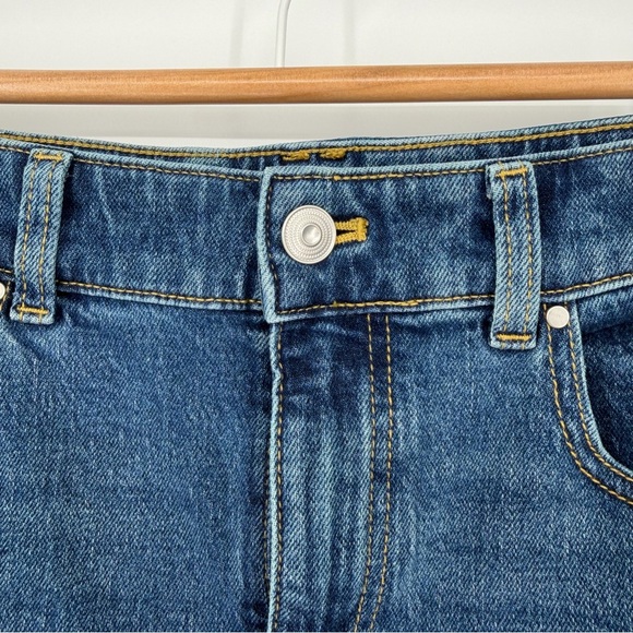 TALBOTS Relaxed Barrel Jeans Size 4P Blue Denim High Rise Cropped - Picture 3 of 4